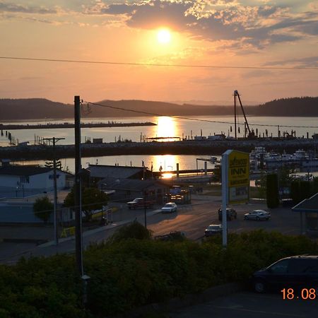 Dalewood Inn Port McNeill Buitenkant foto